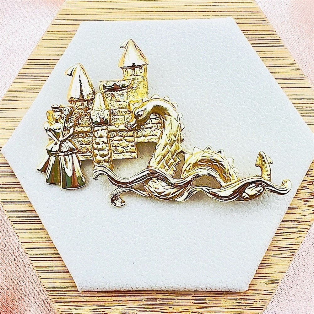 Vintage A.J.C. Dragon & Castle Brooch Pin Gold Tone Clear Rhinestone - Picture 3 of 7